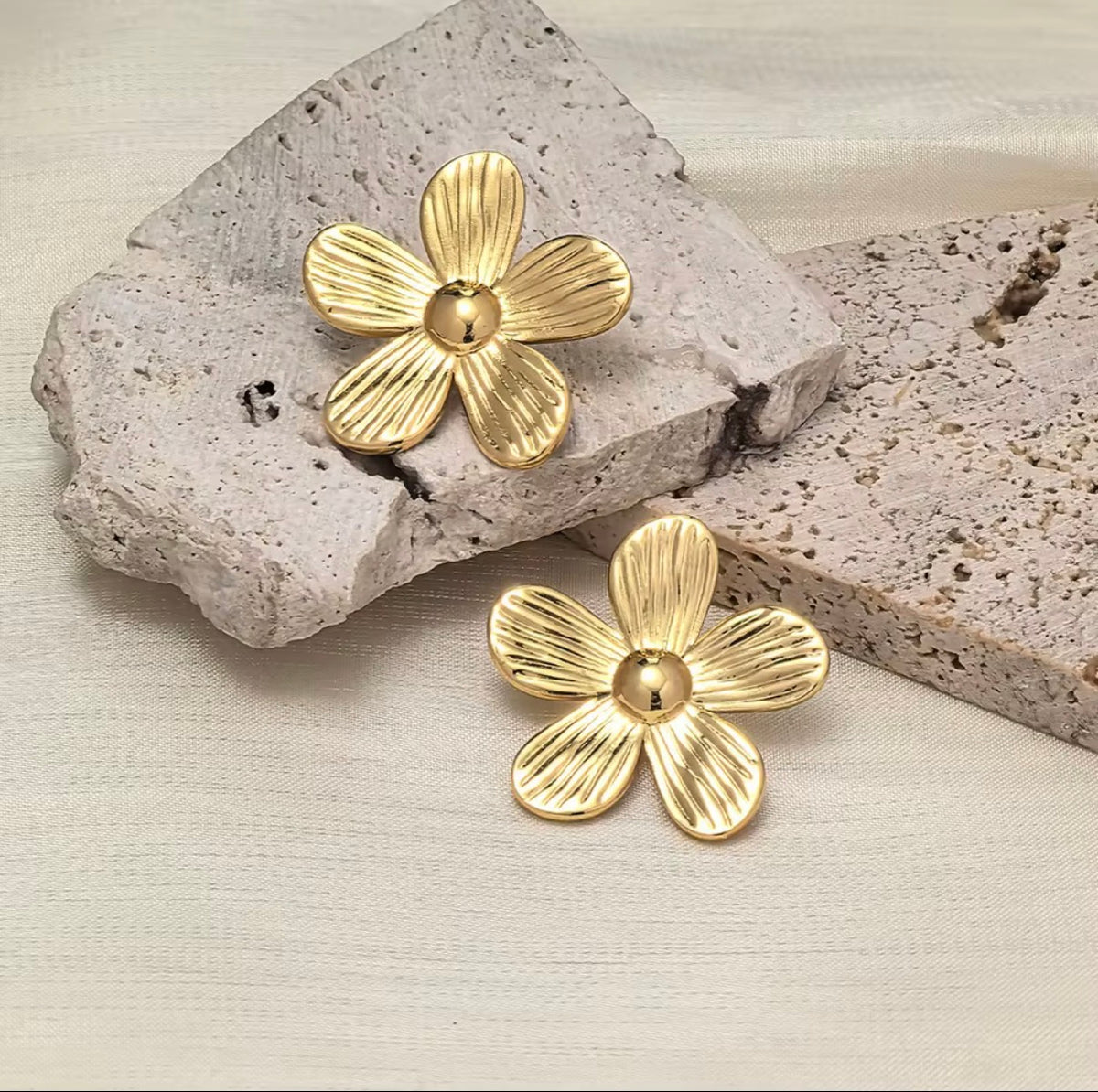 Stud Earrings