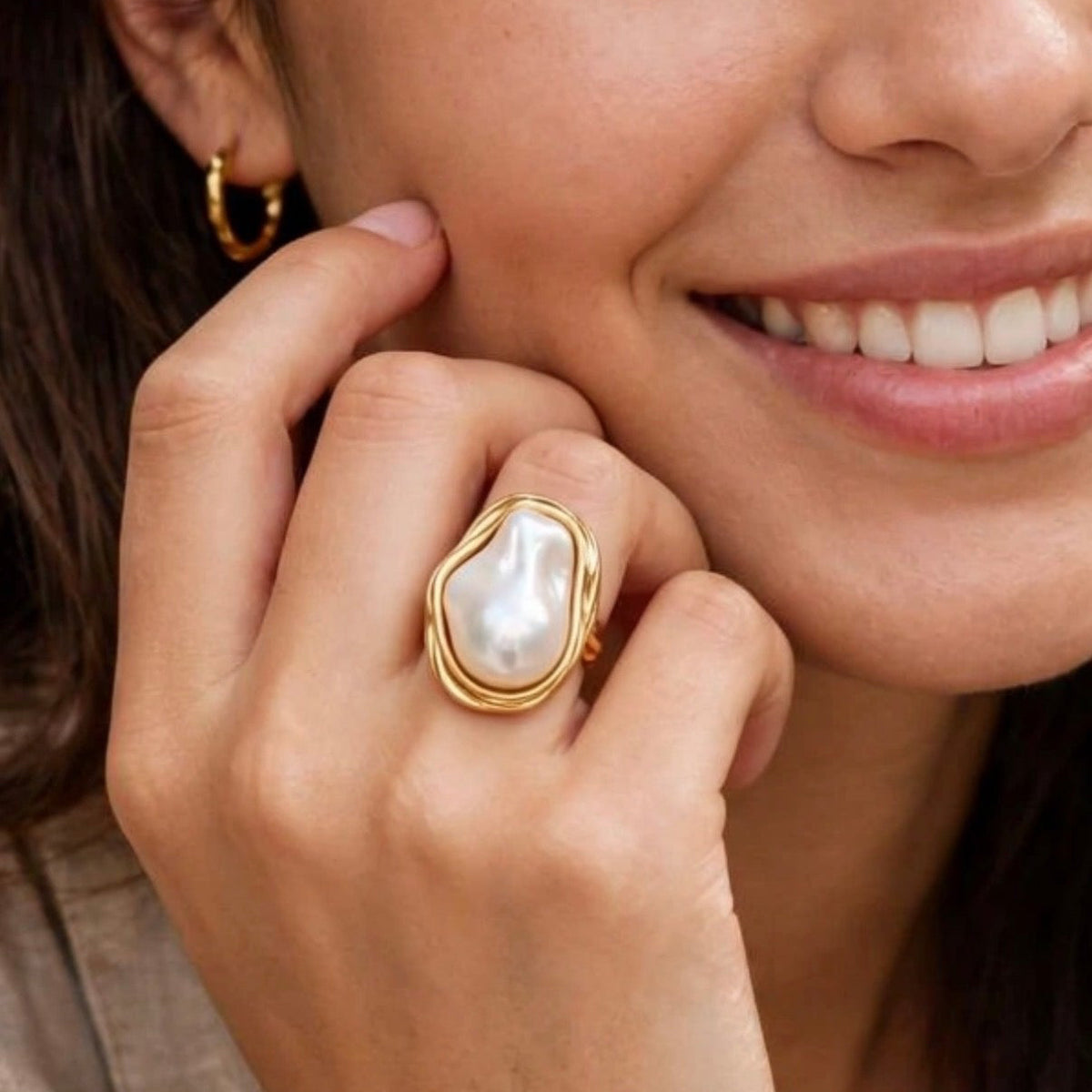 Pearl Sculpt Ring